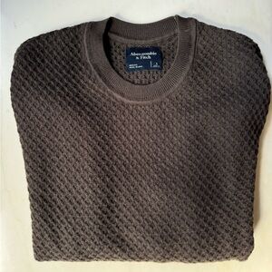 Abercrombie & Fitch Men's Brown Knit Sweater